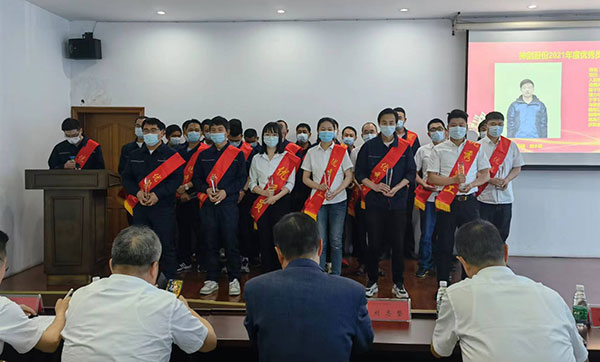 6db37c98300644acb7cfb6f2cce7916e